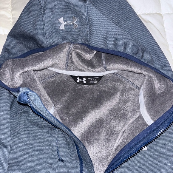 Mens Under Armour, size large, light blue color - Picture 2 of 4